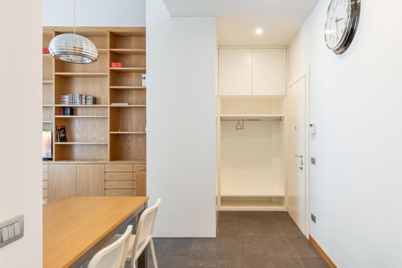 Easylife - Elegante Dimora Due Passi Dal Duomo Apartment Milan Exterior photo